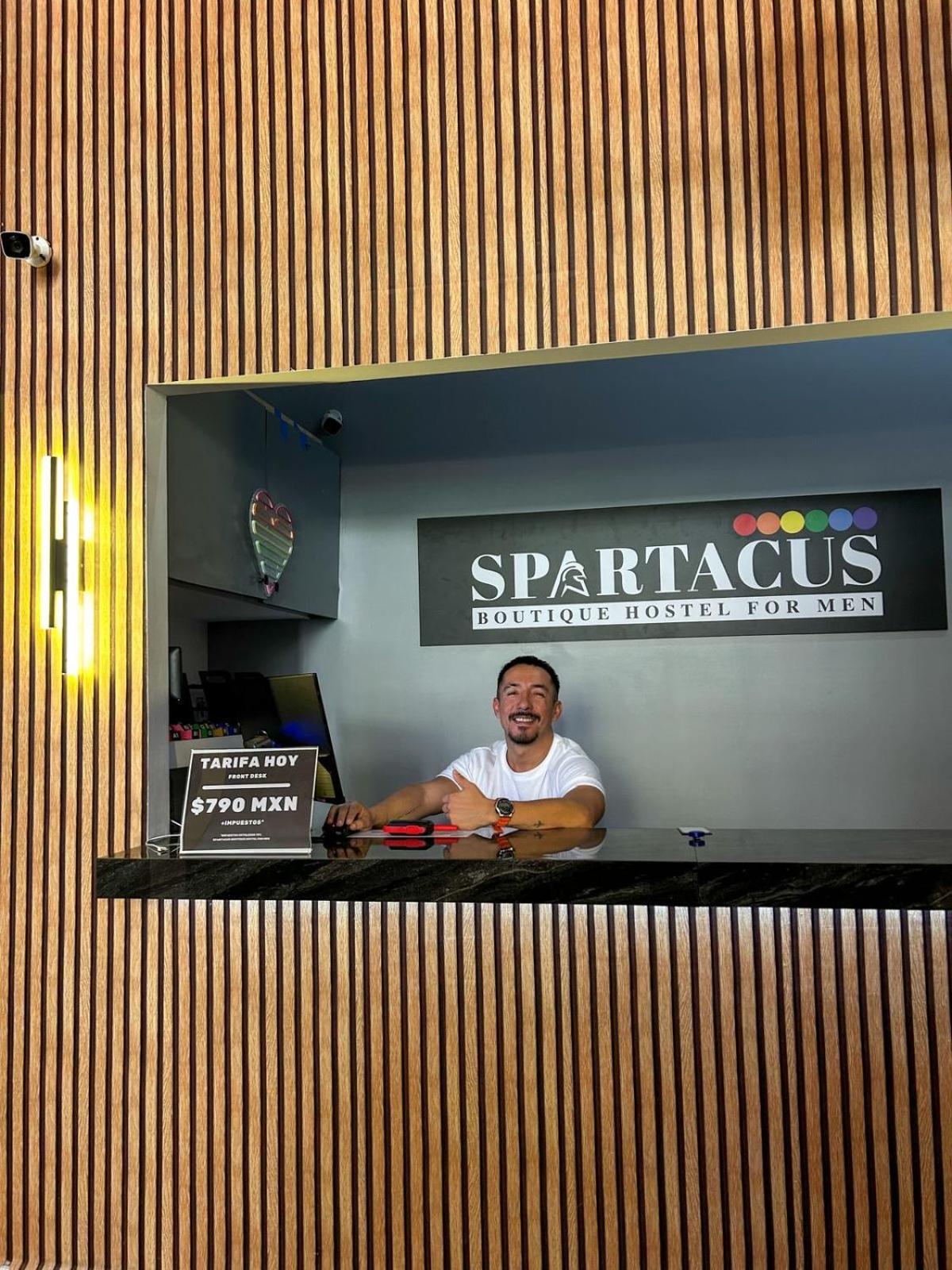 Spartacus Hostel Boutique For Men Puerto Vallarta Luaran gambar