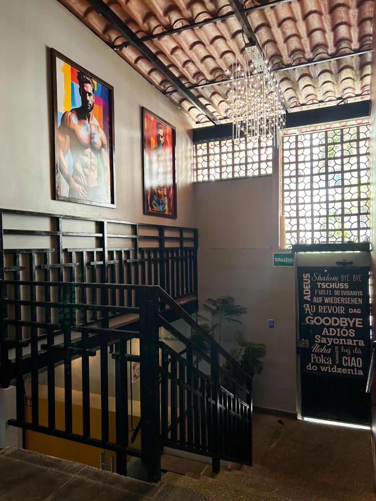 Spartacus Hostel Boutique For Men Puerto Vallarta Luaran gambar