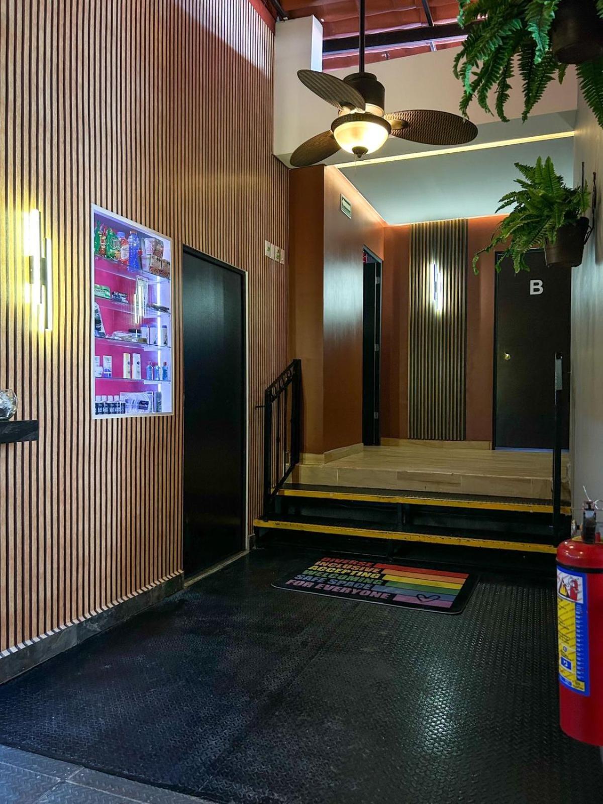 Spartacus Hostel Boutique For Men Puerto Vallarta Luaran gambar